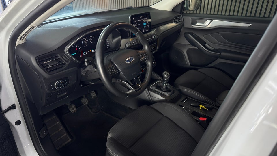 Ford Focus 1,0 EcoBoost Titanium 5d