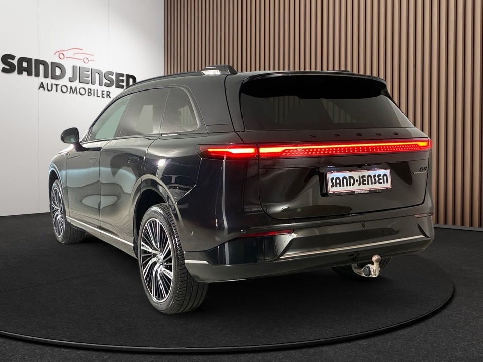 Xpeng G9 Performance 5d