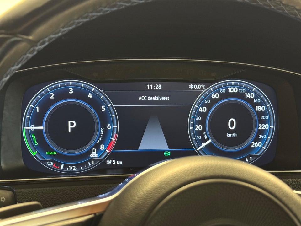 VW Golf VII 1,4 GTE DSG 5d