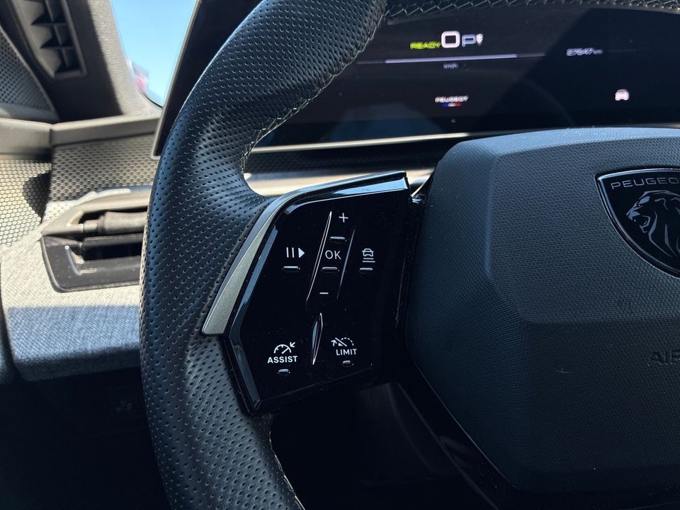 Peugeot e-5008 77 GT 7prs 5d