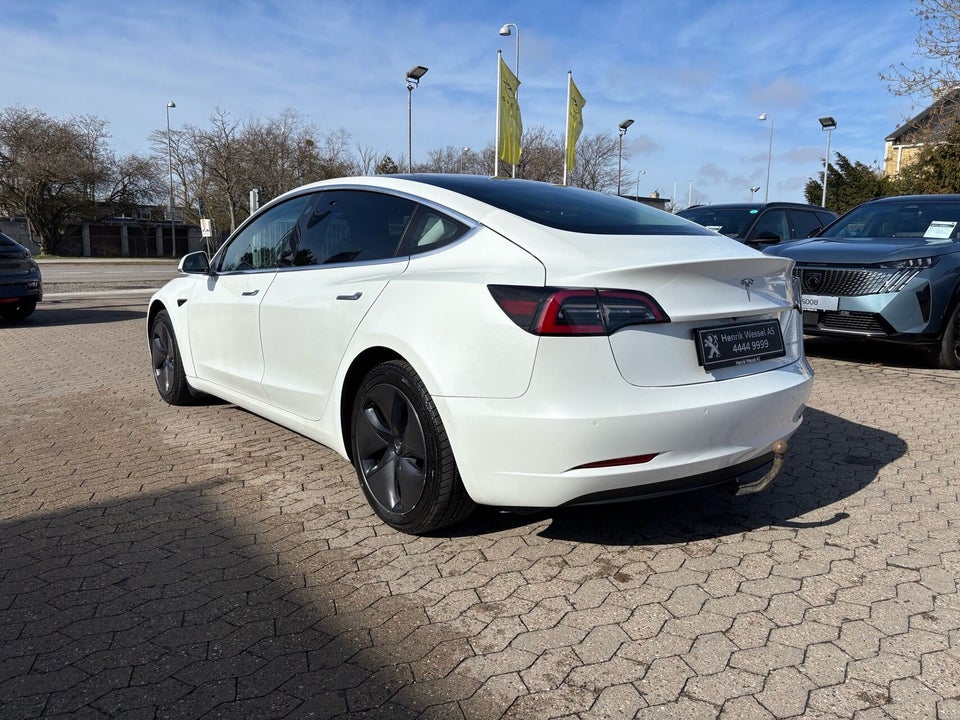 Tesla Model 3 Long Range AWD 4d