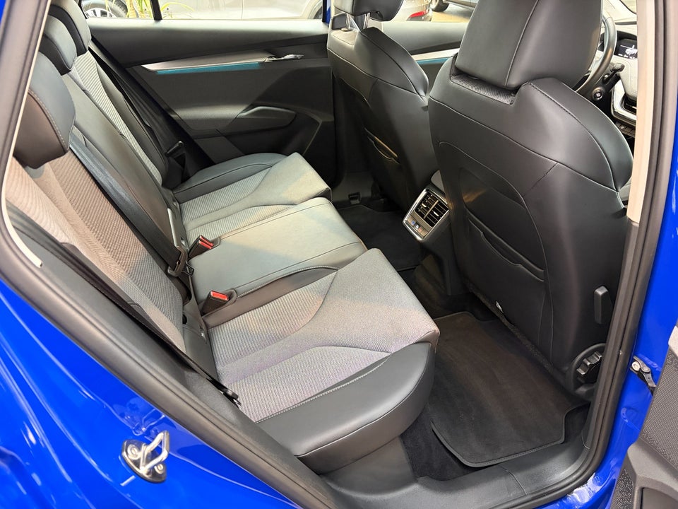 Skoda Enyaq 50 iV 5d