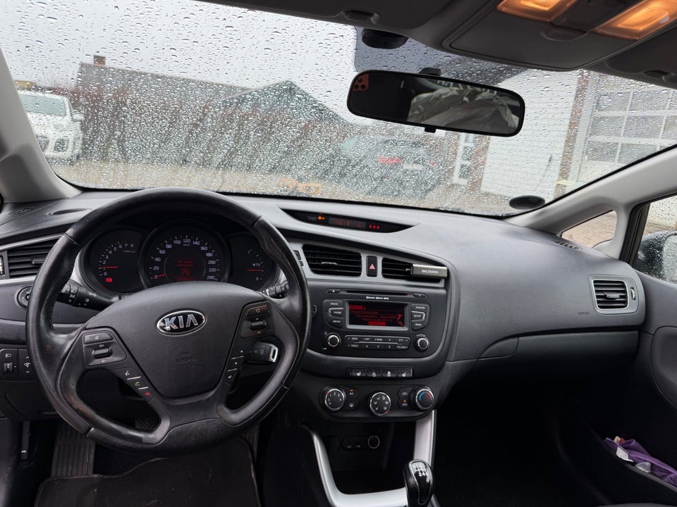 Kia Ceed 1,4 CVVT Active+ 5d