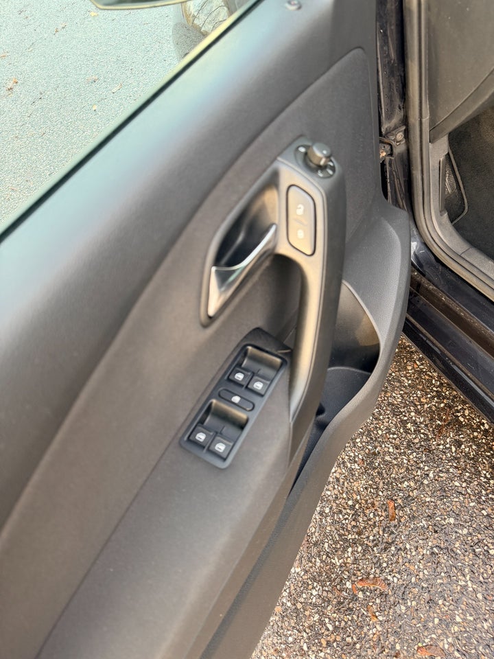 VW Polo 1,6 TDi 90 Highline DSG 5d