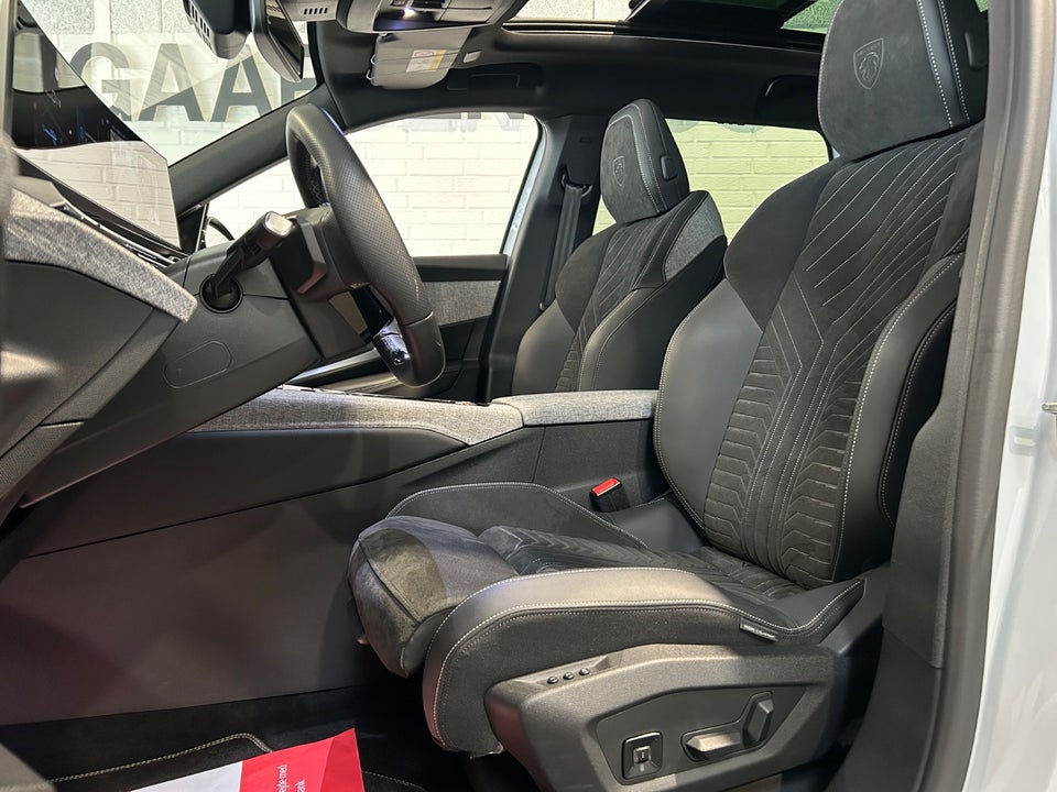 Peugeot e-5008 77 GT Pack AWD 7prs 5d