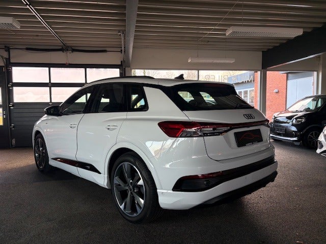 Audi Q4 e-tron 40 Attitude S-line 5d
