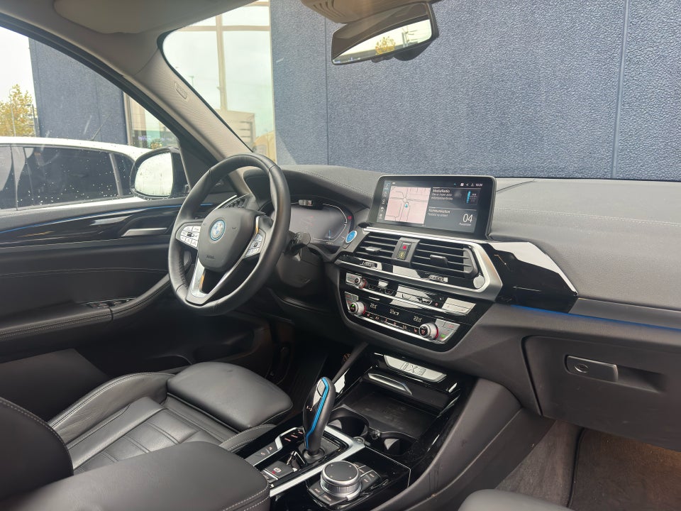 BMW iX3 Charged Plus 5d