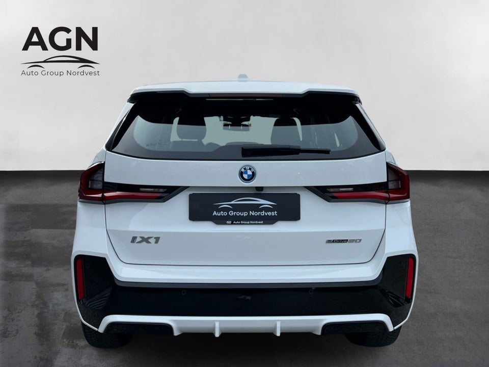 BMW iX1 eDrive20 M-Sport 5d