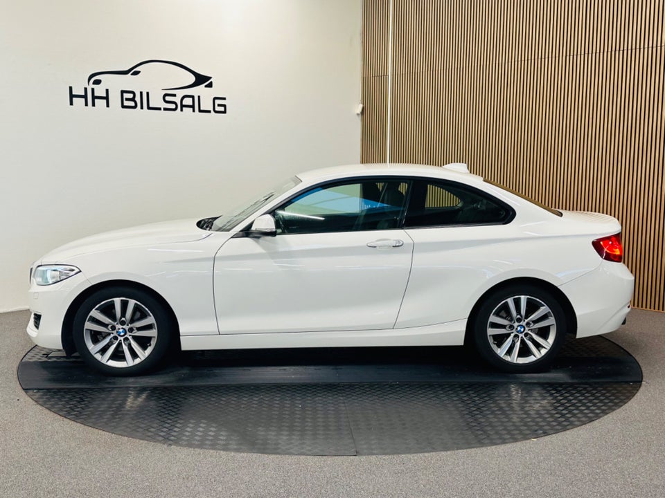 BMW 220i 2,0 Coupé aut. 2d