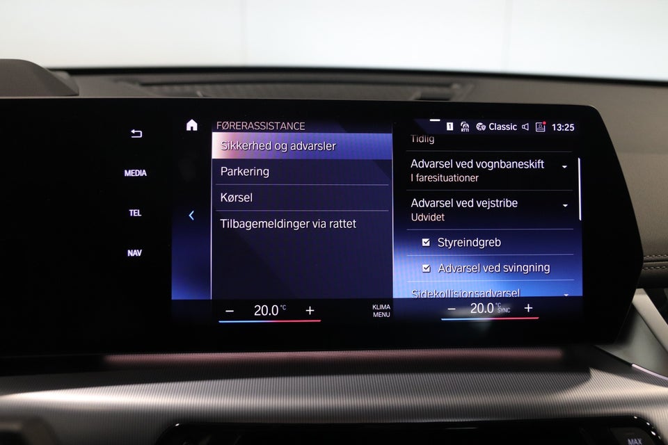 BMW iX1 xDrive30 X-Line Van 5d