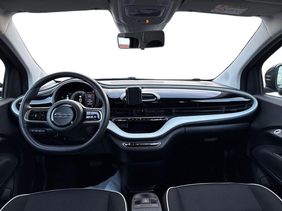 Fiat 500e 24 Action 3d