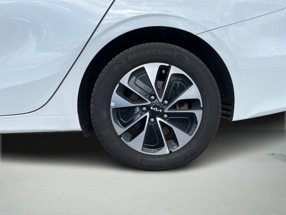 Kia Ceed 1,6 PHEV Prestige SW DCT 5d