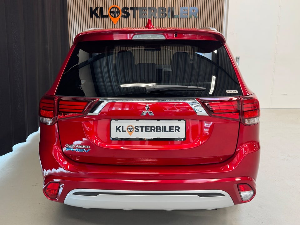 Mitsubishi Outlander 2,4 PHEV Intense CVT 4WD 5d