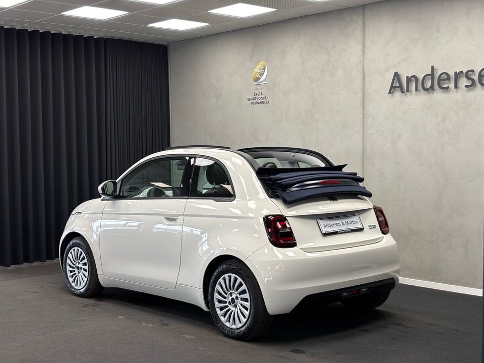 Fiat 500e 42 Icon Cabrio 2d