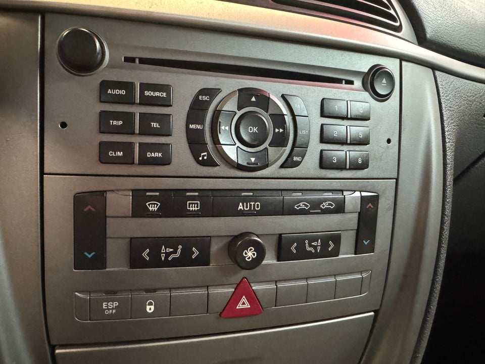 Citroën C5 1,8i 16V Elegance 5d