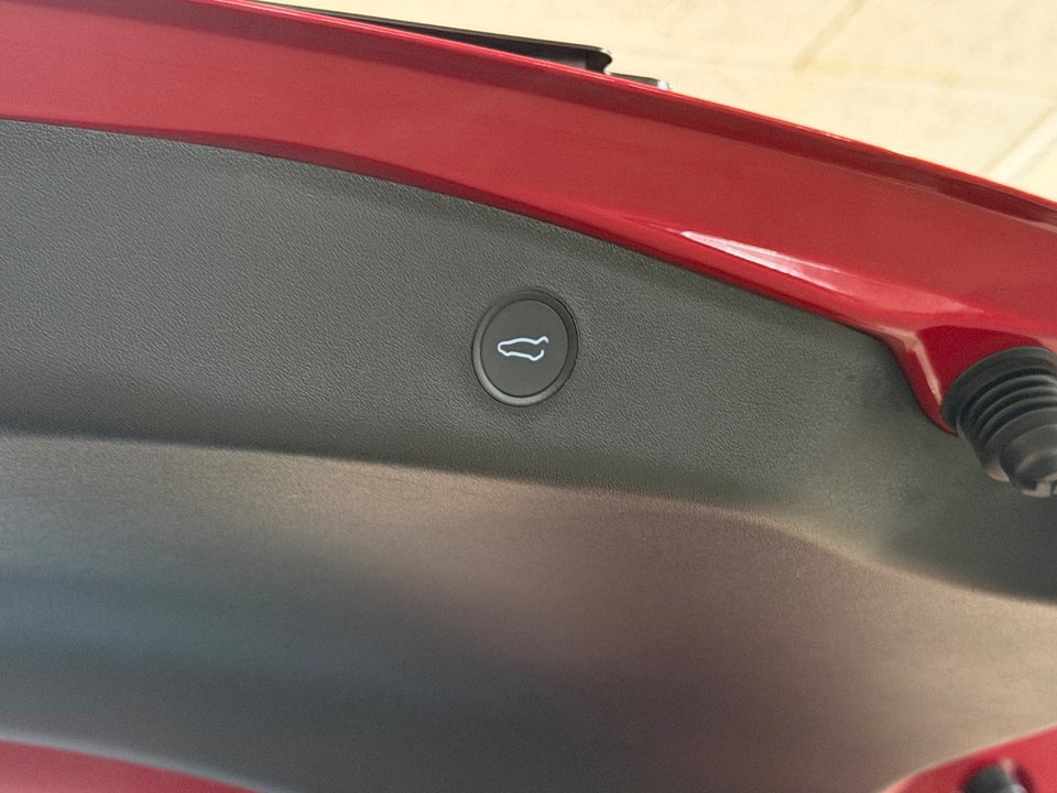 Tesla Model 3 RWD 4d