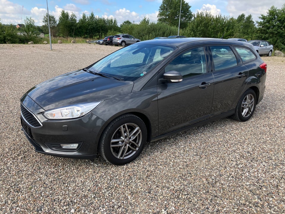 Ford Focus 1,5 TDCi 120 Business stc. 5d