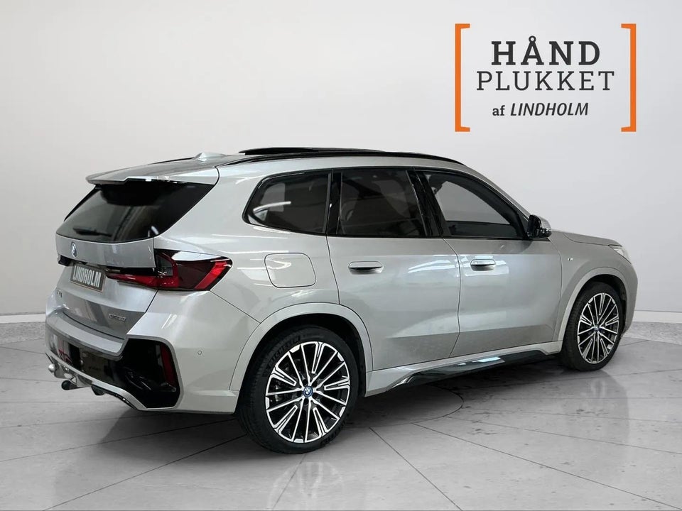 BMW iX1 xDrive30 Fully Charged M-Sport 5d