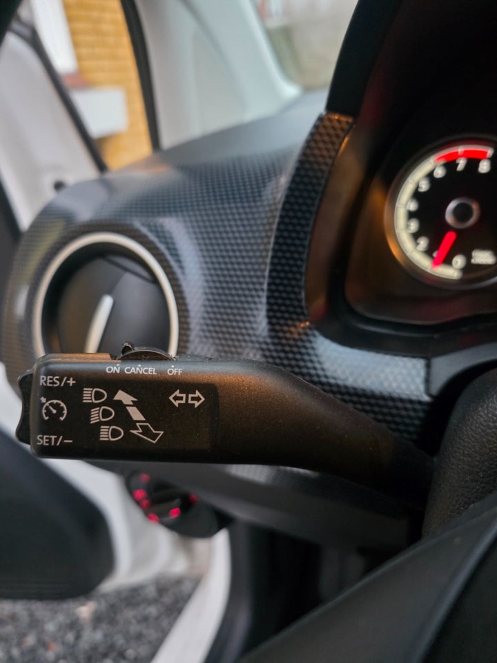 VW Up! 1,0 MPi 60 Move BMT 5d