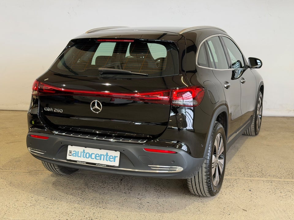 Mercedes EQA250 Progressive 5d