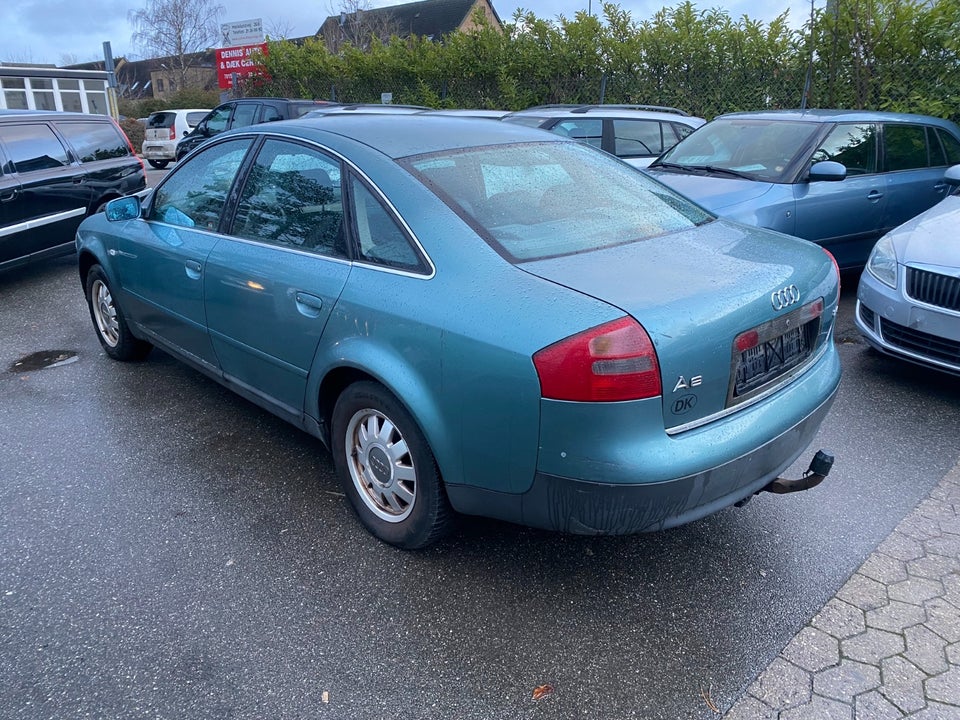 Audi A6 2,4 V6 Tiptr. 4d