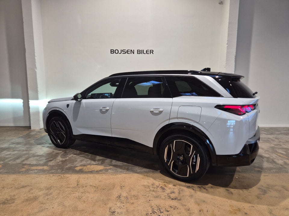 Peugeot e-5008 77 GT Pack 7prs 5d