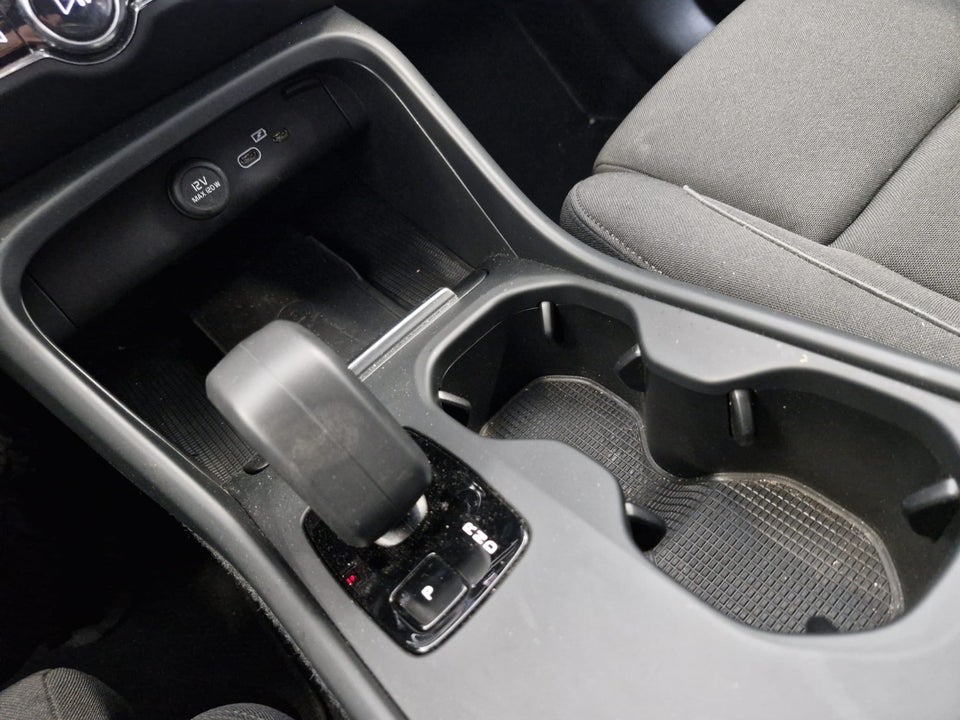 Volvo EX40 Extended Range Plus 5d