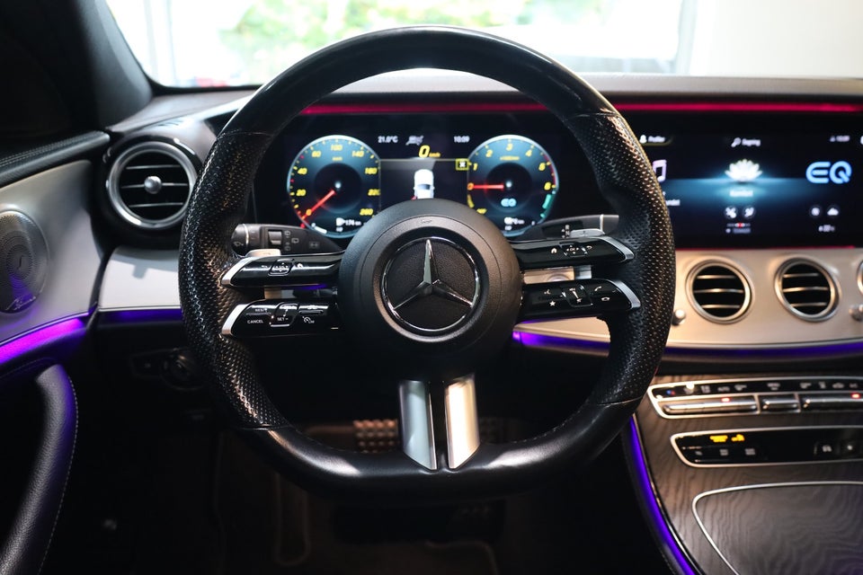 Mercedes E300 de 2,0 AMG Line stc. aut. 5d