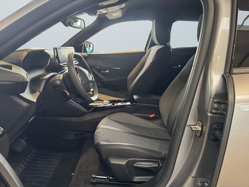 Peugeot e-2008 50 Allure 5d