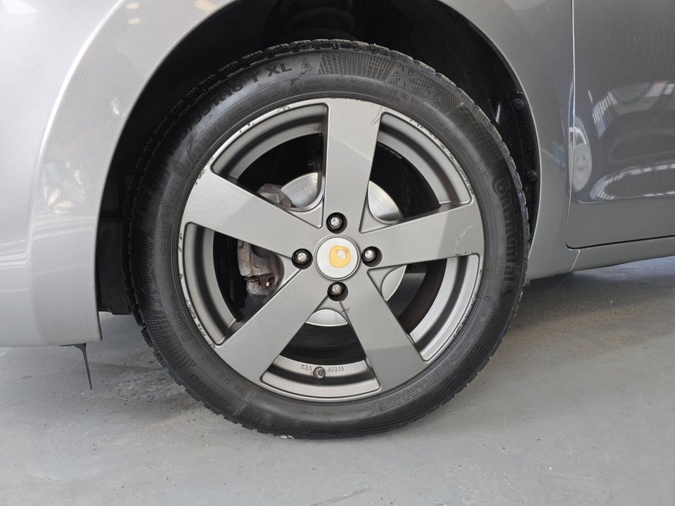 Suzuki Swift 1,2 Dualjet Action KUP 5d