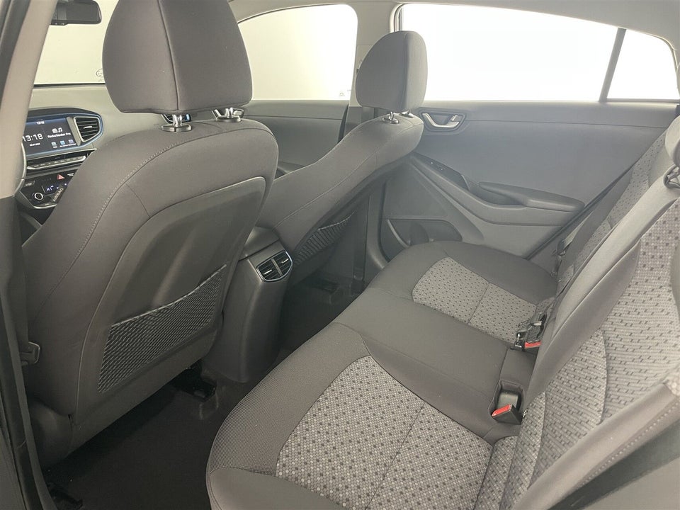 Hyundai Ioniq 1,6 PHEV Premium DCT 5d