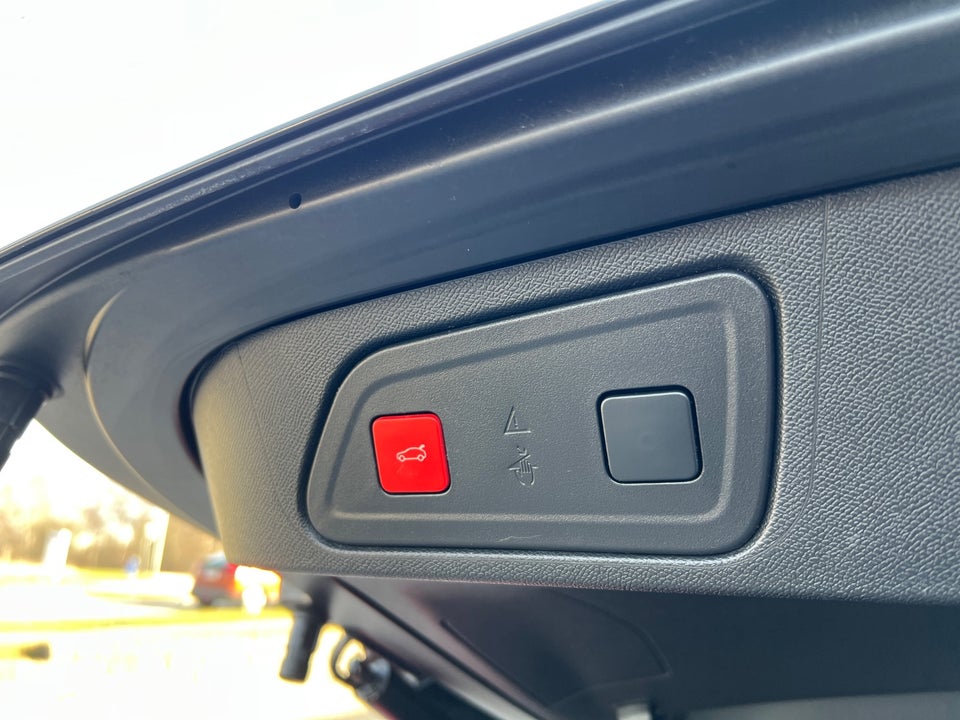 Citroën C5 Aircross 1,6 Hybrid Shine Sport EAT8 5d