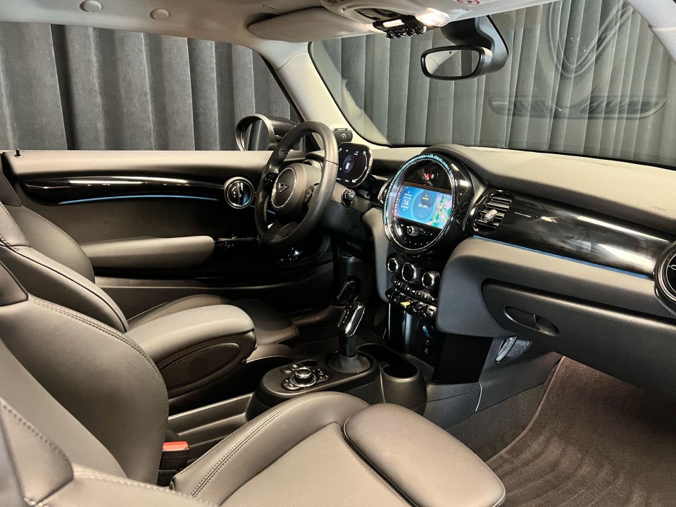 MINI Cooper SE Edition Premium Plus 3d