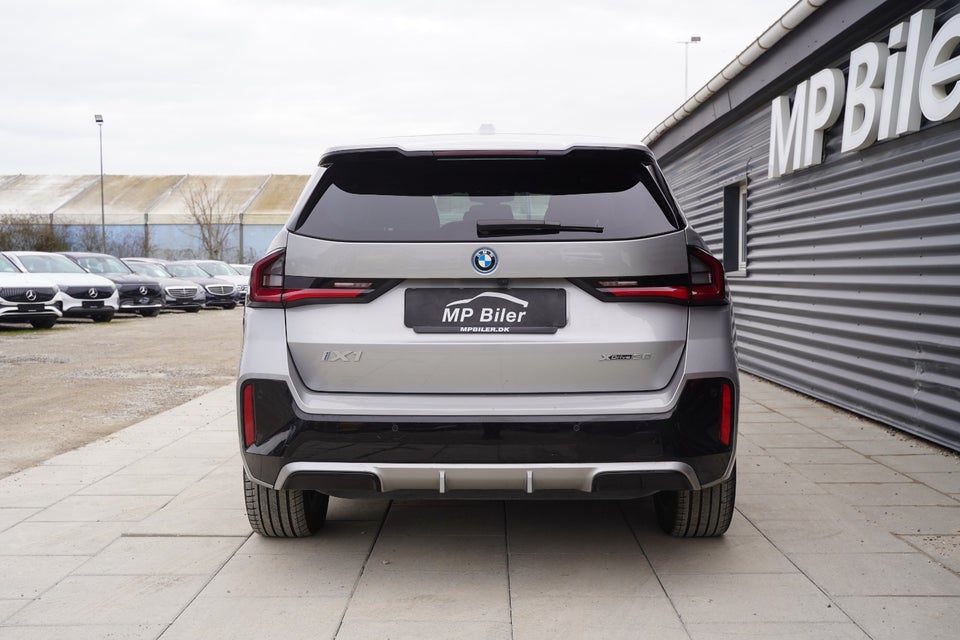 BMW iX1 xDrive30 M-Sport 5d