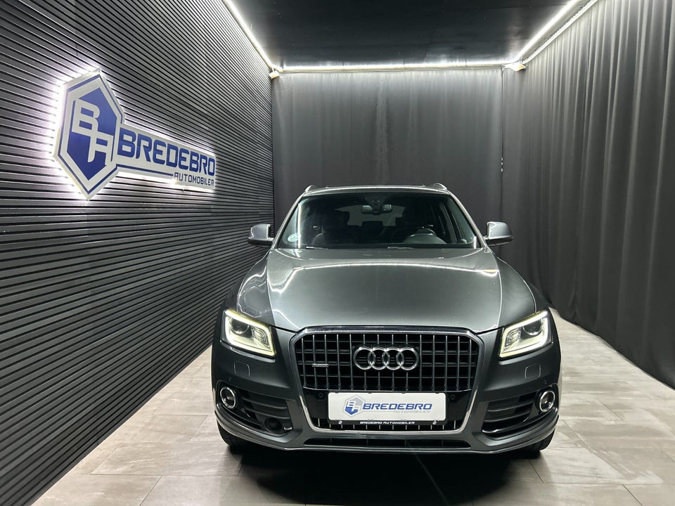 Audi Q5 3,0 TDi 245 S-line quattro S-tr. 5d