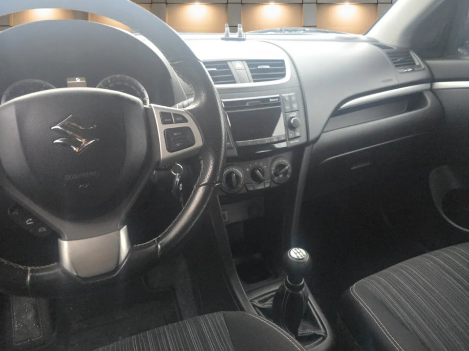 Suzuki Swift 1,2 Dualjet Action 5d