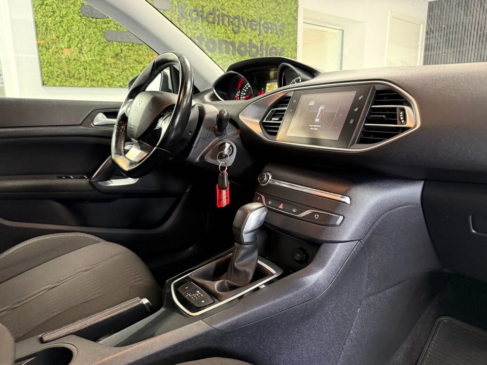 Peugeot 308 1,6 BlueHDi 120 Active SW EAT6 5d