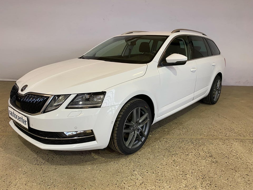 Skoda Octavia 2,0 TDi 150 Style Combi DSG 5d