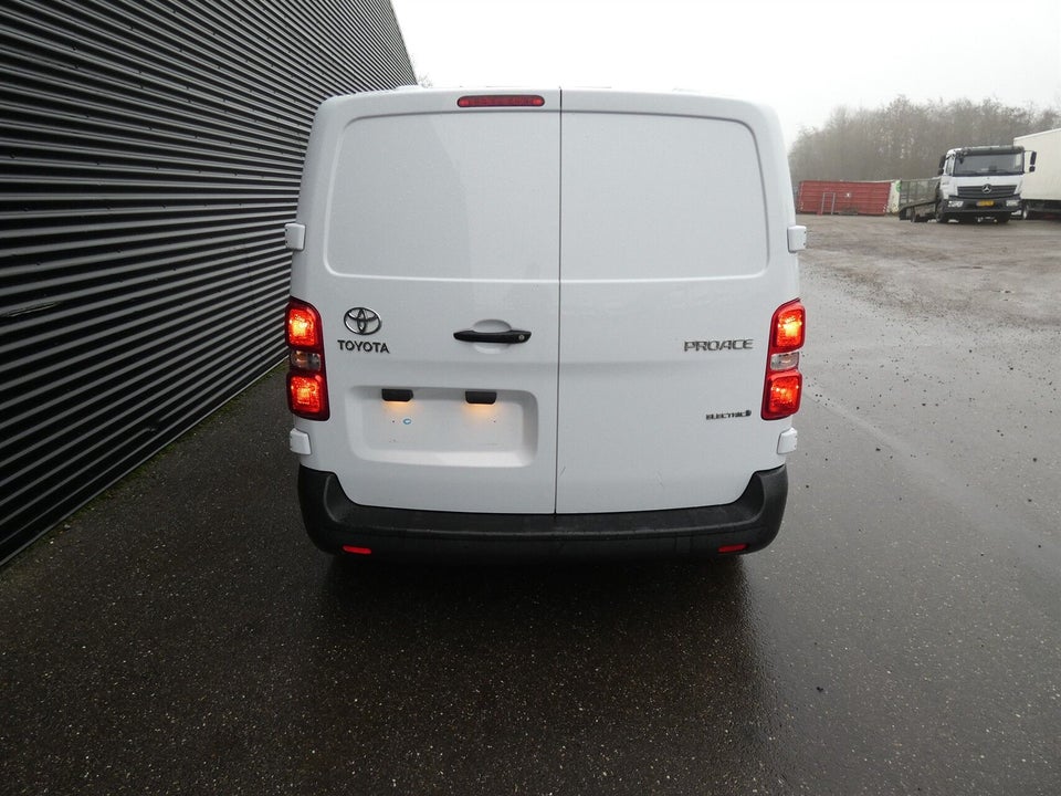 Toyota ProAce 75 Medium Comfort