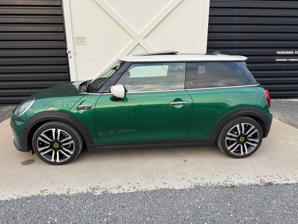 MINI Cooper SE Younique Trim 3d