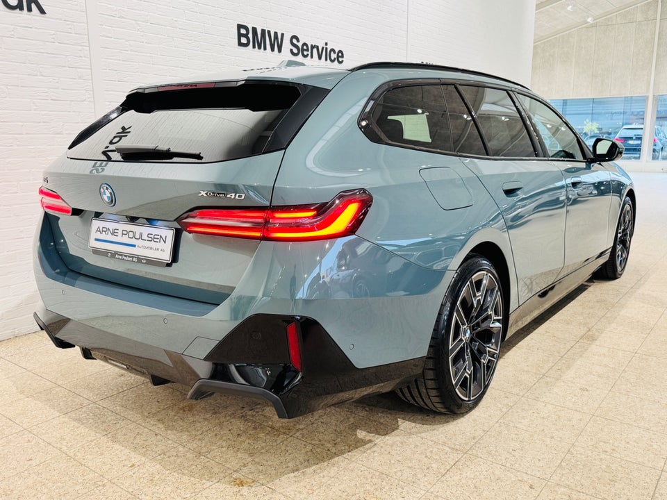 BMW i5 xDrive40 Touring Fully Charged 5d
