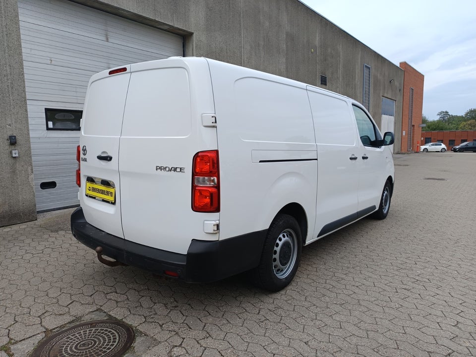 Toyota ProAce 2,0 D 120 Long Comfort 5d