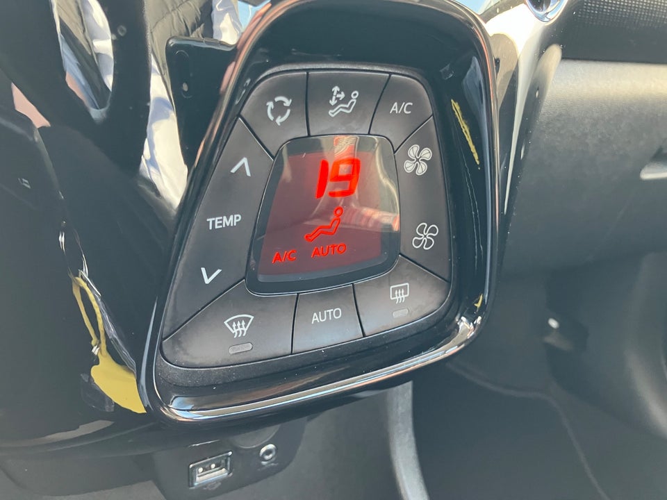 Citroën C1 1,0 VTi VTR 5d