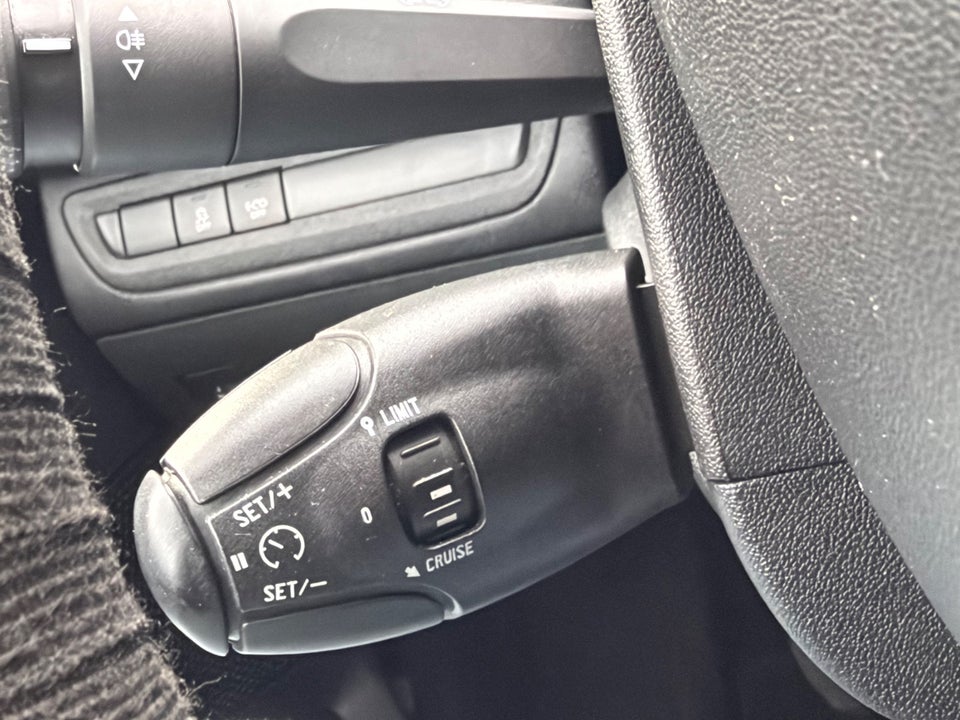 Peugeot 208 1,6 BlueHDi 75 Active 5d