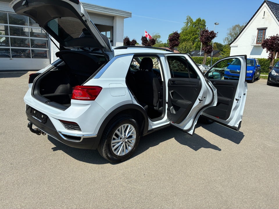 VW T-Roc 1,0 TSi 115 Style 5d