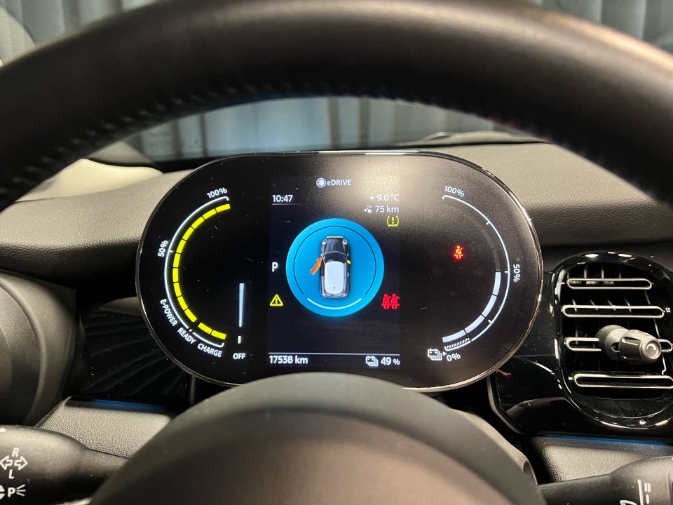 MINI Cooper SE Classic Trim 3d