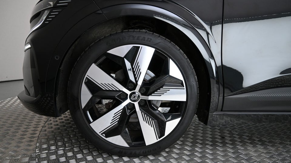 Renault Megane E-Tech 60 Techno 5d