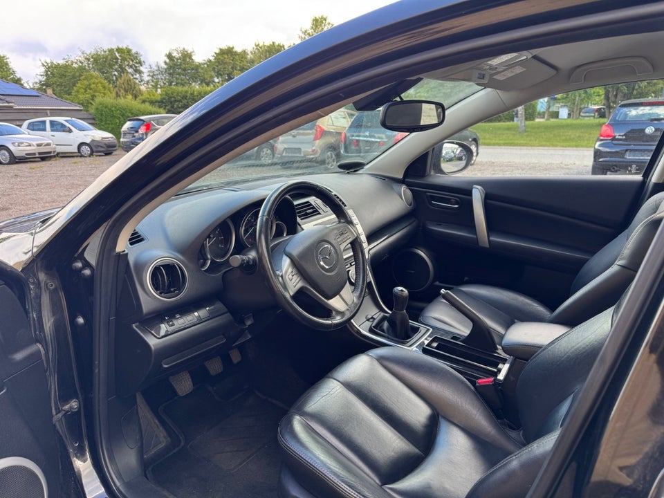 Mazda 6 2,0 Advance 4d