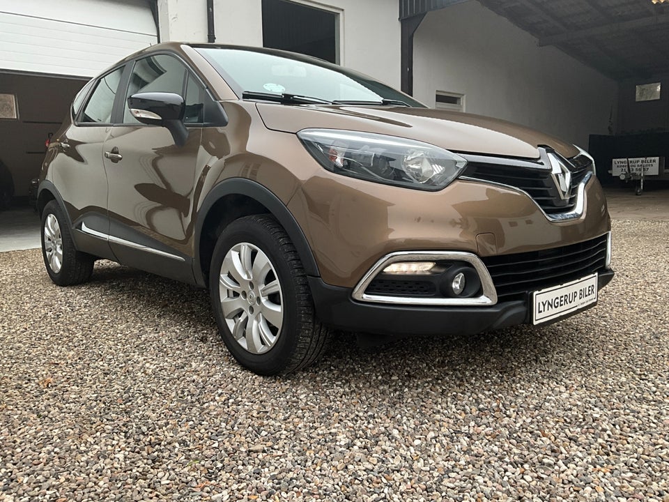 Renault Captur 0,9 TCe 90 Expression 5d