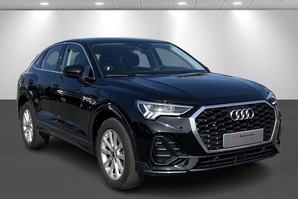 Audi Q3 45 TFSi e Attitude+ Sportback S-tr. 5d